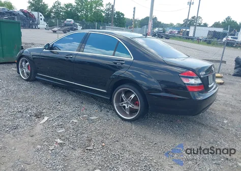 2008 Mercedes-Benz S 550 из США, поврежденный, VIN WDDNG71X18A198394